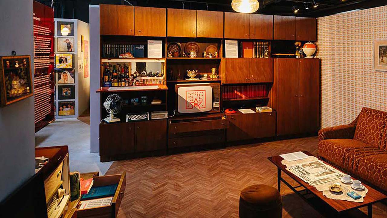Red history museum