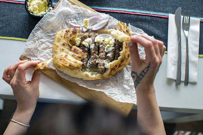 Taj Mahal Cevapi